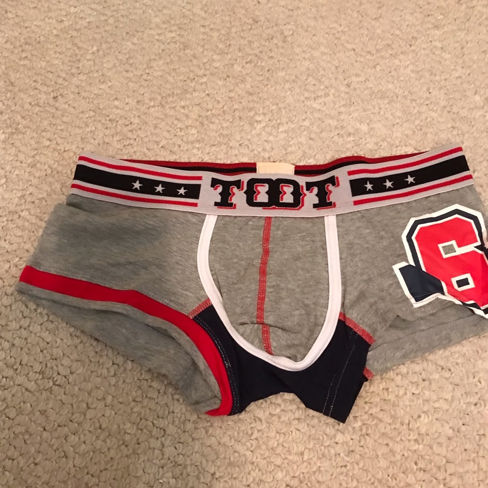 TOOT print ad item need low rise brief. Size Large new